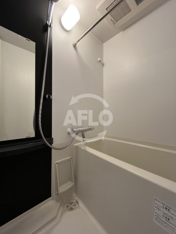 バス・シャワールーム　エスリード大阪シティノース　浴室