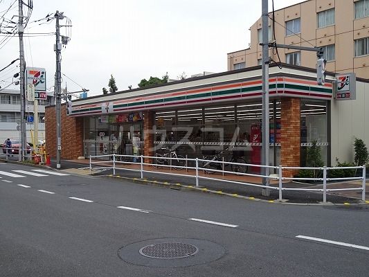 コンビニ　セブンイレブン 武蔵境１丁目店（コンビニ）まで518m