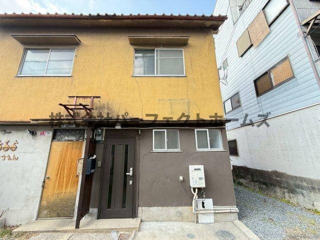 建物外観　落ち着いた雰囲気の外観です