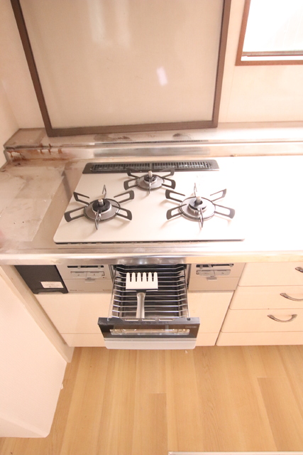 キッチン　３口コンログリル付き★