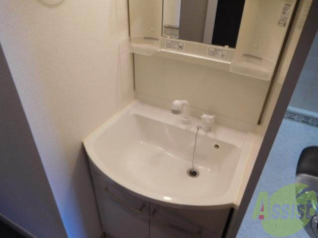 洗面設備　もちろん独立洗面台です。