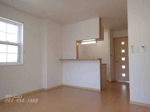 居室・リビング　室内