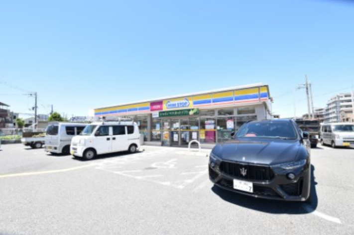 コンビニ　ミニストップ 堺津久野町店（コンビニ）まで758m