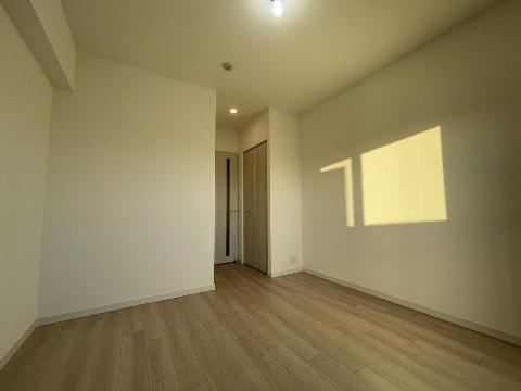 居室・リビング　室内