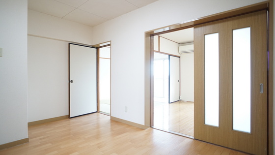 居室・リビング　リビング