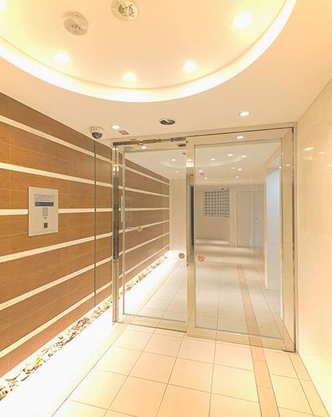 建物外観　外観は落ち着いています