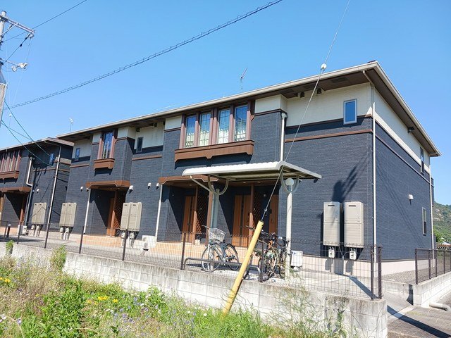 建物外観　外観は落ち着いています