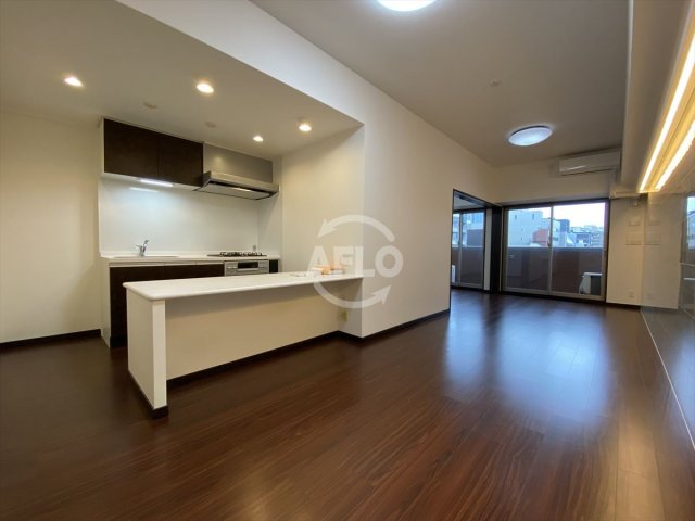 居室・リビング　プレジオ本町　リビング