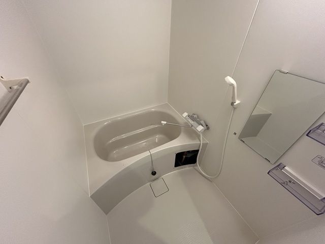 バス・シャワールーム　同施工会社参考画像