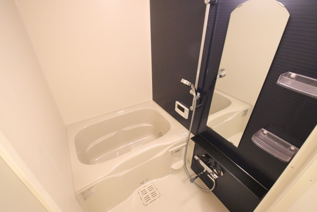 バス・シャワールーム　※別室の参考写真の為、現況優先です。