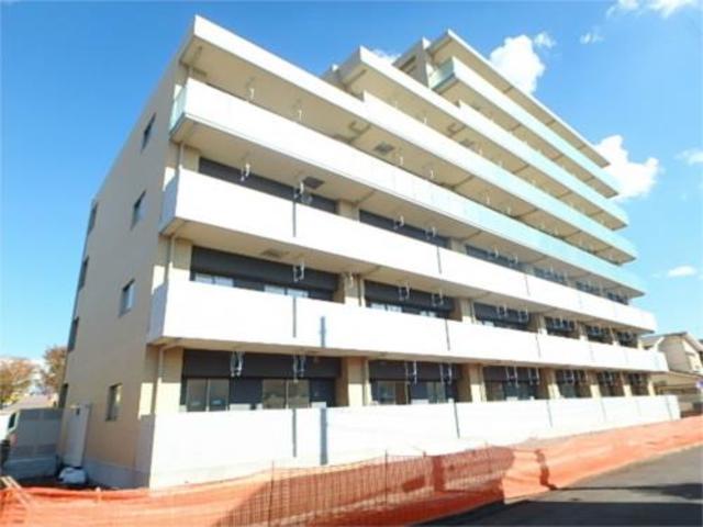 建物外観　前に高い建物なく、陽当たり良好