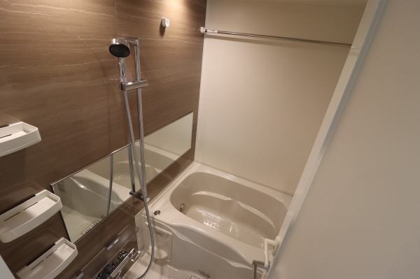 バス・シャワールーム　同建物同タイプ別部屋