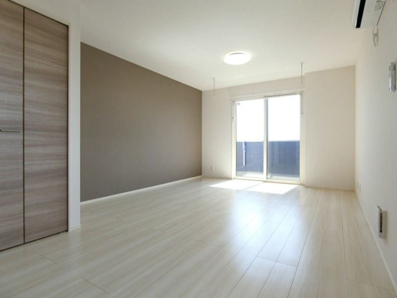 居室・リビング　図面と現状に相違がある場合には現状を優先