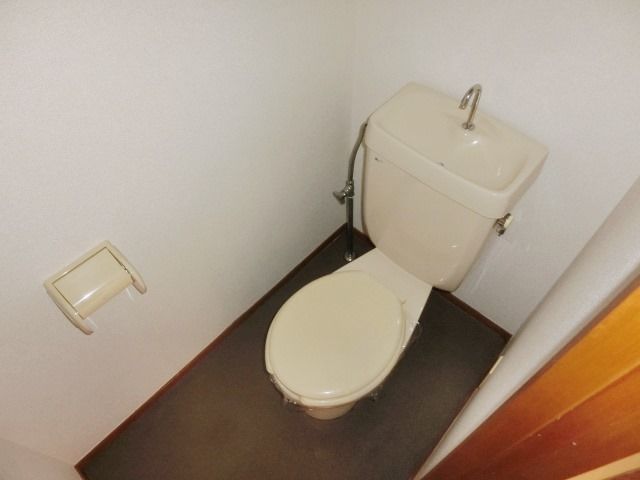 トイレ　清潔感のあるトイレ