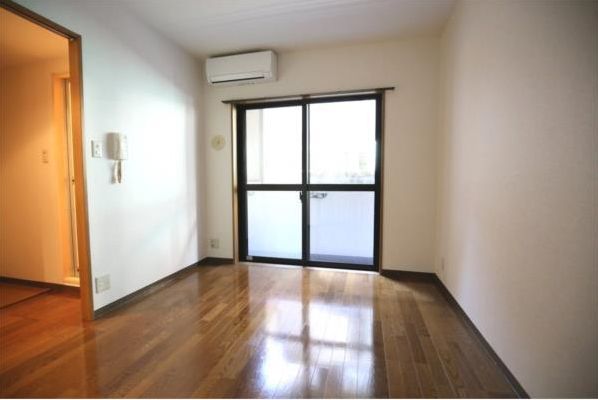 居室・リビング　居室