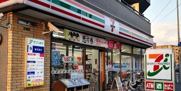 コンビニ　セブンイレブン川崎大師駅北店（コンビニ）まで1m