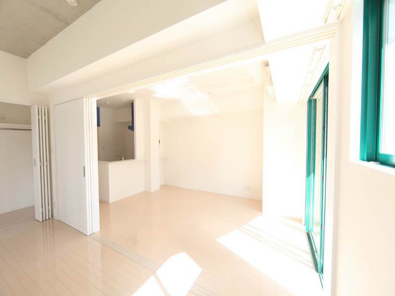 バルコニー　ＬＤＫ11.5帖　床暖房付　カウンターキッチン