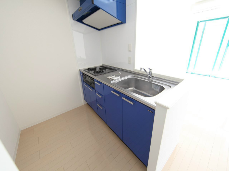 キッチン　システムキッチン（ガス3口・グリル付）カウンターキッチン