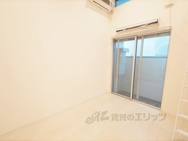 居室・リビング　洋室