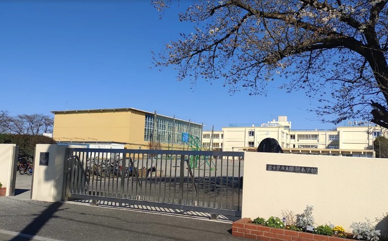 小学校　勝瀬小学校（小学校）まで403m