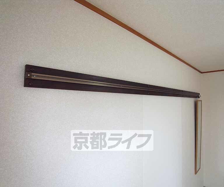 その他　便利な洋服掛けです。