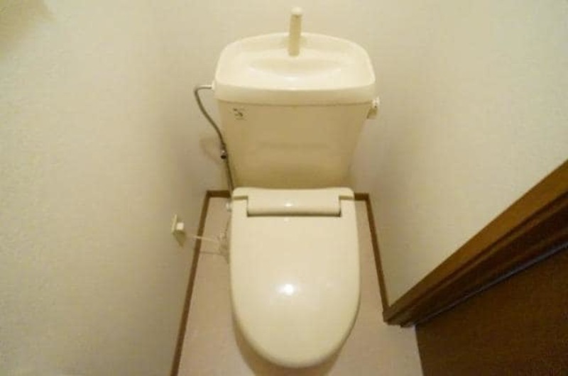 トイレ　図面と現状に相違がある場合には現状を優先