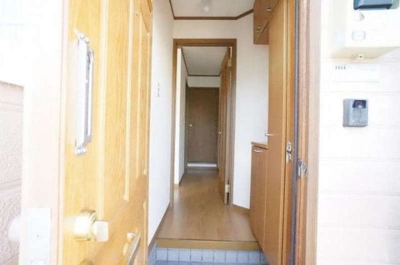 玄関　図面と現状に相違がある場合には現状を優先