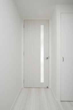 玄関　収納もある玄関です