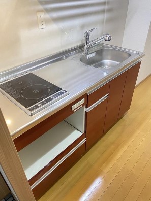 キッチン　写真は別号室です。現況優先になります。