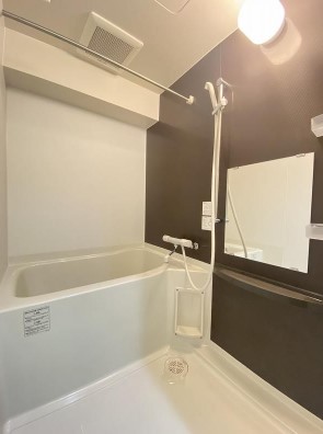 バス・シャワールーム　写真は別号室です。現況優先になります。