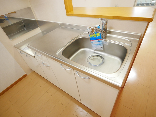 キッチン　★キッチンは作業スペースが大きめです★