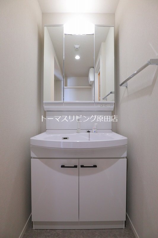 洗面設備　205号室写真