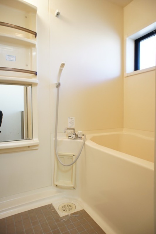 バス・シャワールーム　図面と現状に相違がある場合には現状を優先