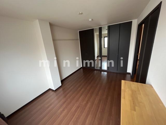 居室・リビング　※写真は同シリーズ類似物件を含む為現況優先とさせて頂きます