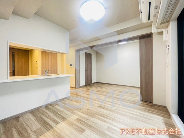 居室・リビング　同マンション別部屋　参考写真
