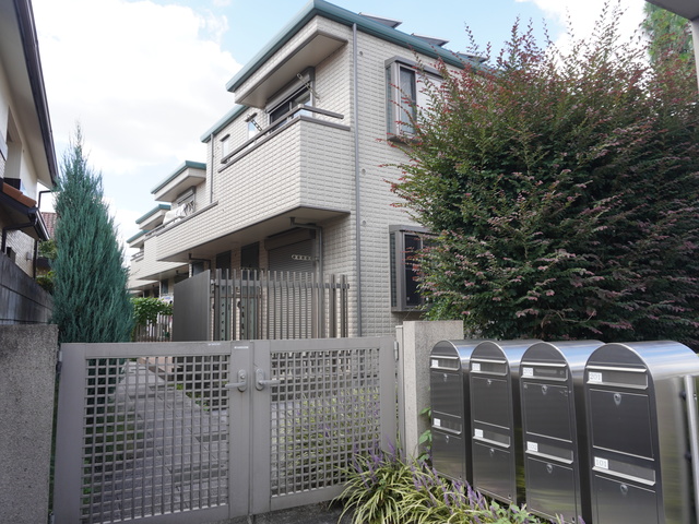 建物外観　２４時間管理でご入居中も安心してお過ごしいただけます。
