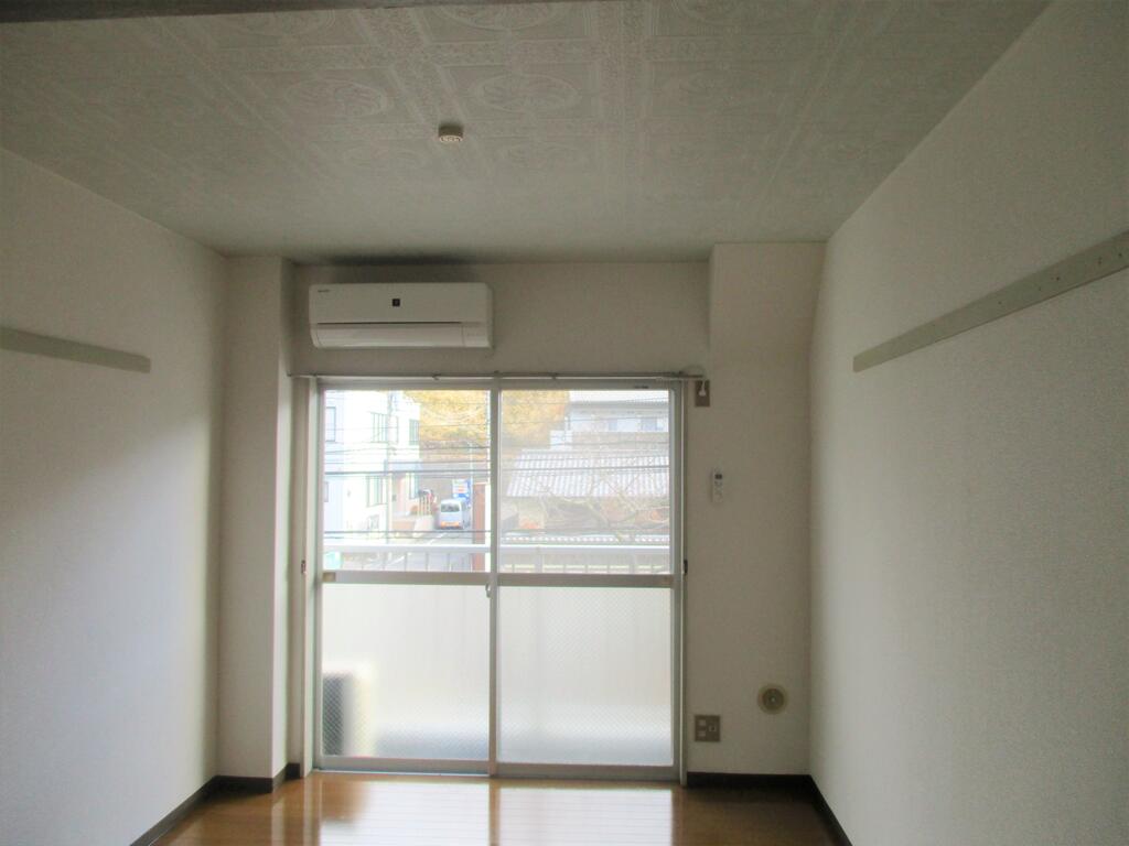 居室・リビング　別部屋参考写真