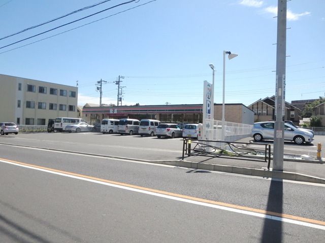 コンビニ　セブンイレブン（コンビニ）まで191m