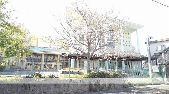 小学校　大在西小学校（小学校）まで1400m