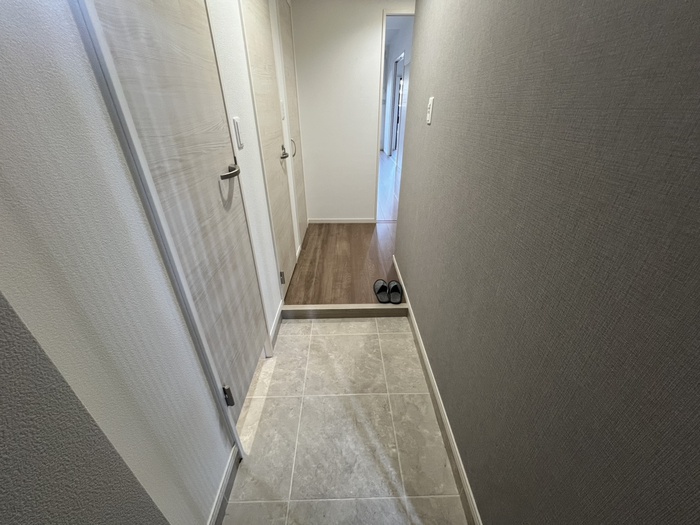 玄関　別のお部屋写真です。