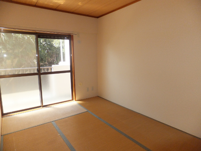 居室・リビング　※別部屋参考写真