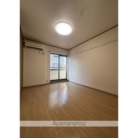 コンフォート石田の居間写真
