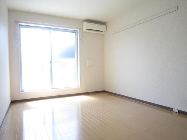 その他部屋・スペース　お部屋が明るいですね