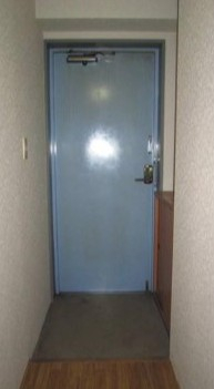 玄関　※別仕様参照