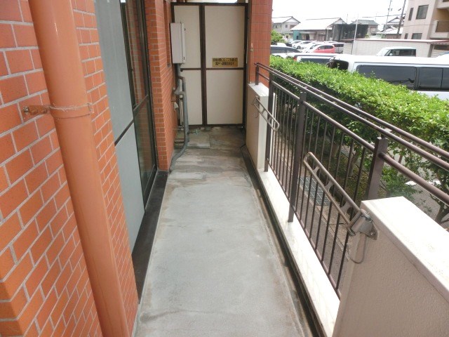 バルコニー　反転タイプの参考写真です(実際の仕様と異なる場合がございます