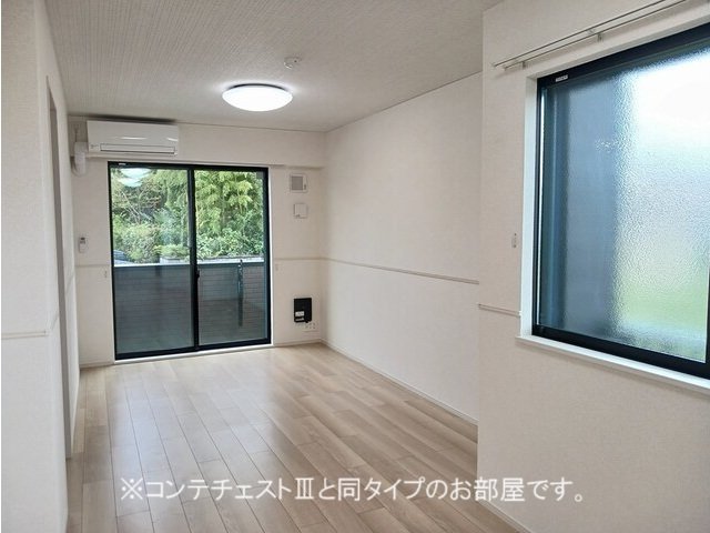 居室・リビング　ゆったり過ごせる居間です