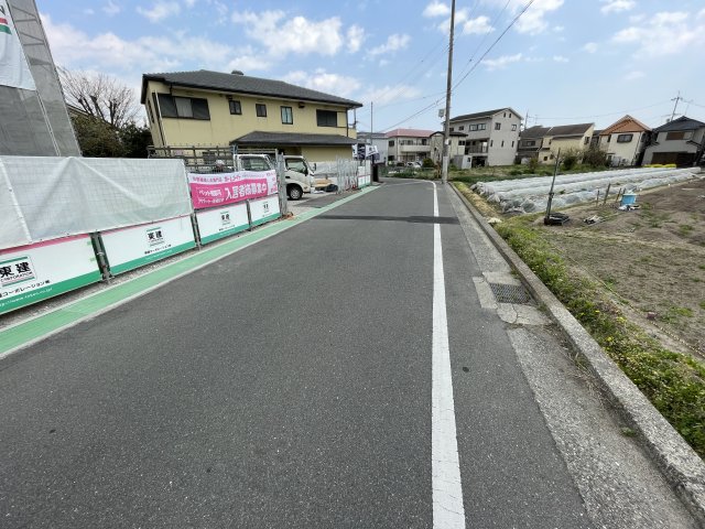 その他　前面道路（その他）まで0m