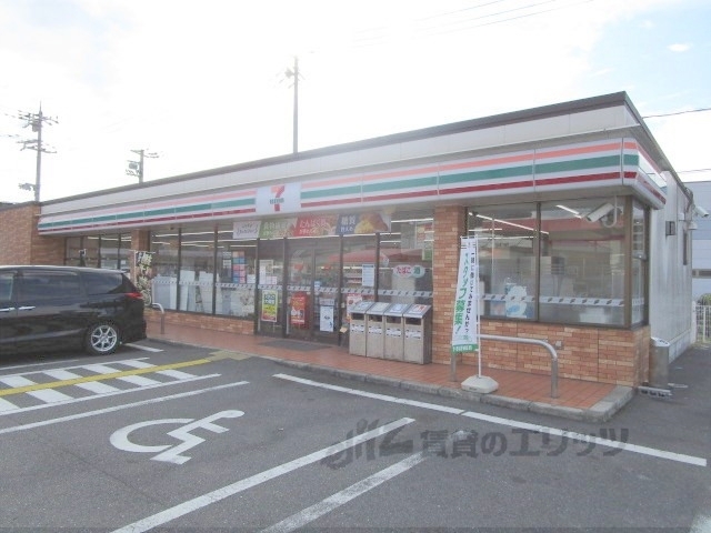 コンビニ　セブンイレブン長浜内保東店（コンビニ）まで800m