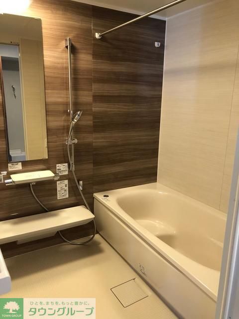 バス・シャワールーム　※写真は同タイプ住戸です。