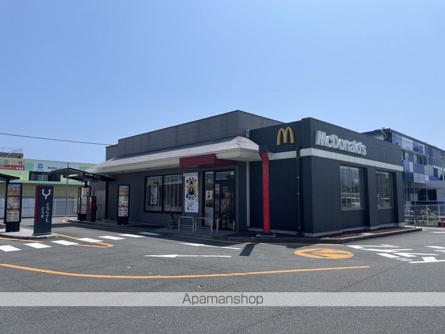 飲食店　マクドナルド１号線富士店（飲食店）まで392m